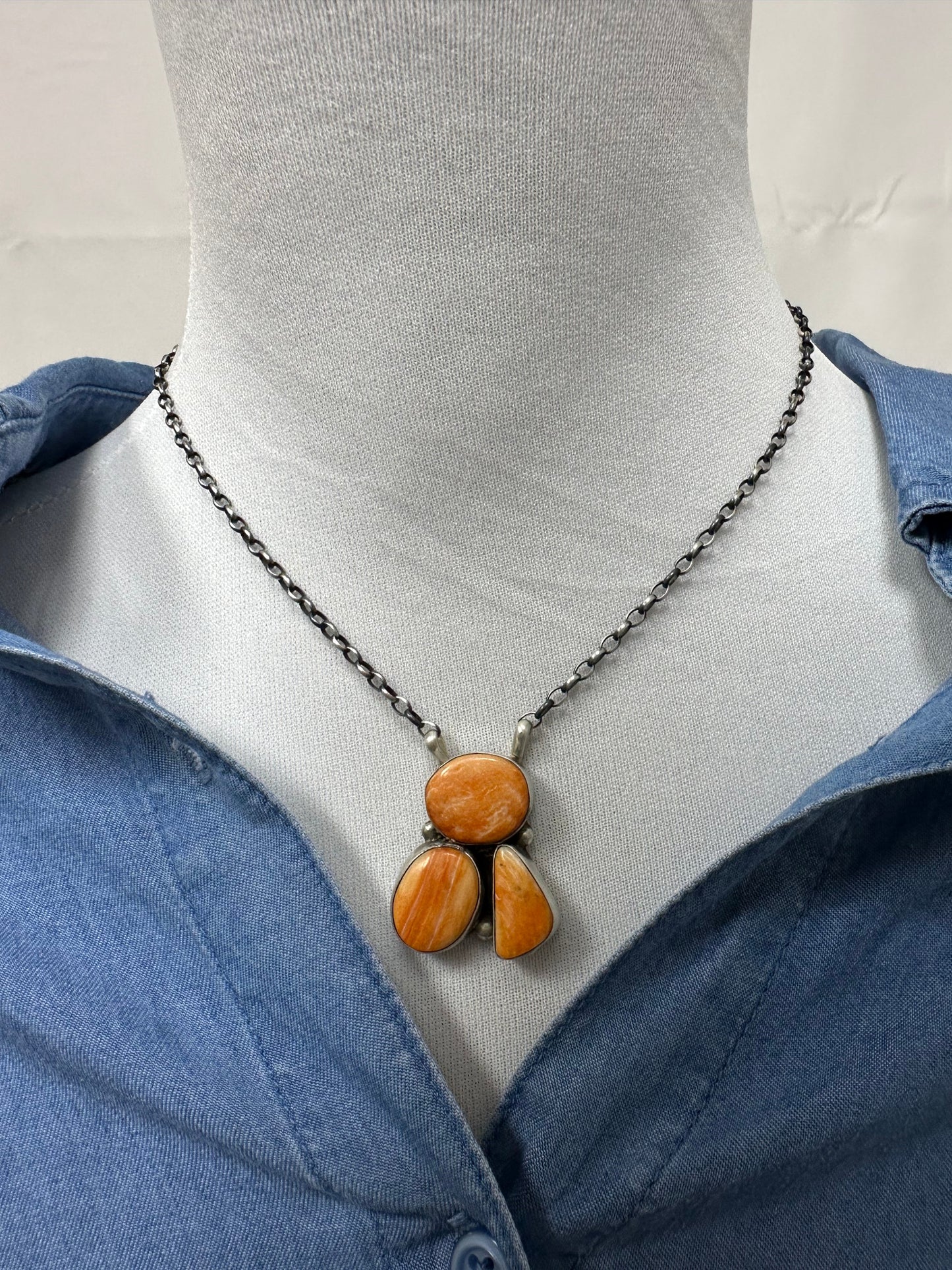 Orange Spiny 3 Stone Fixed Pendant Necklace