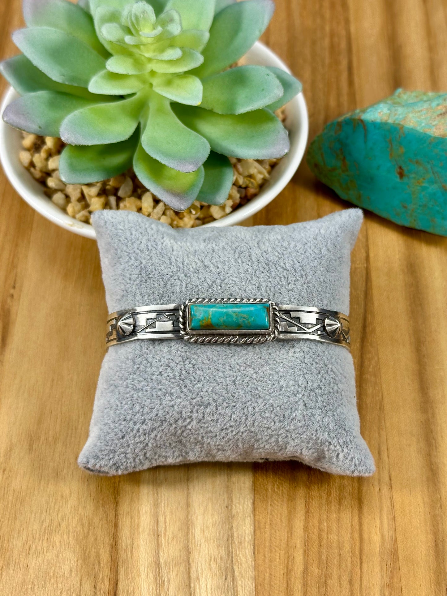 Kingman Turquoise Bar Sterling Cuff