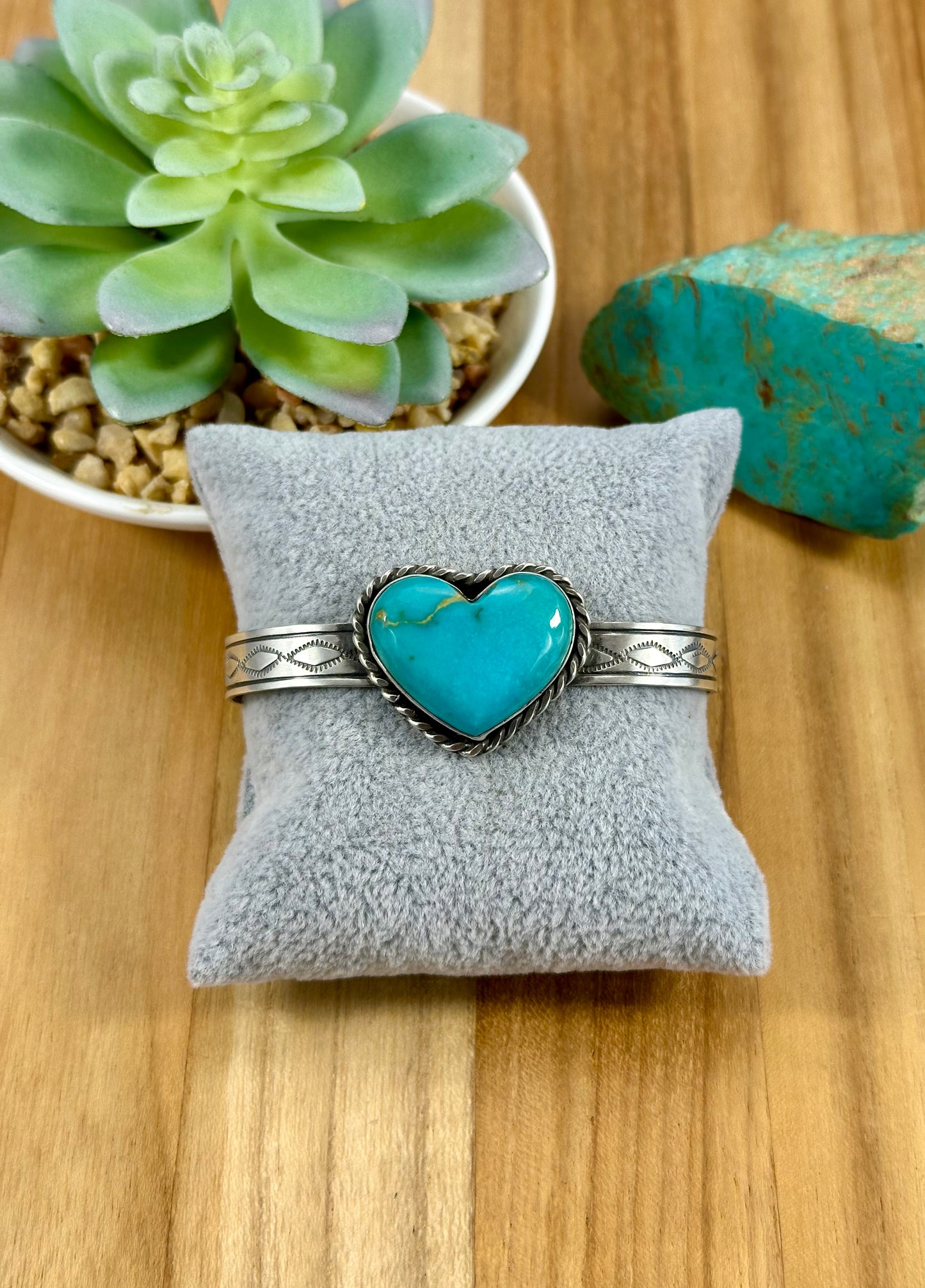 Kingman Heart Single Stone Cuff