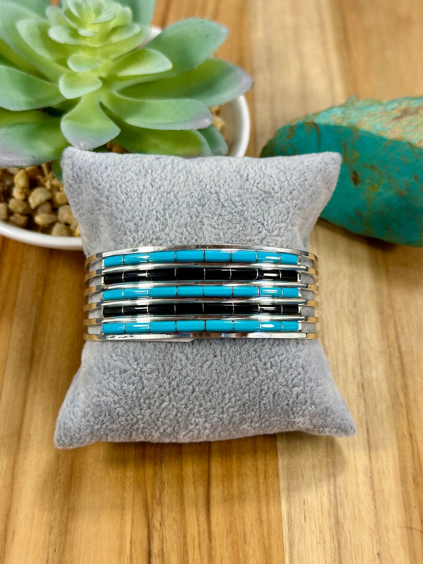 Kingman Turquoise & Black Onyx inlay Cuff