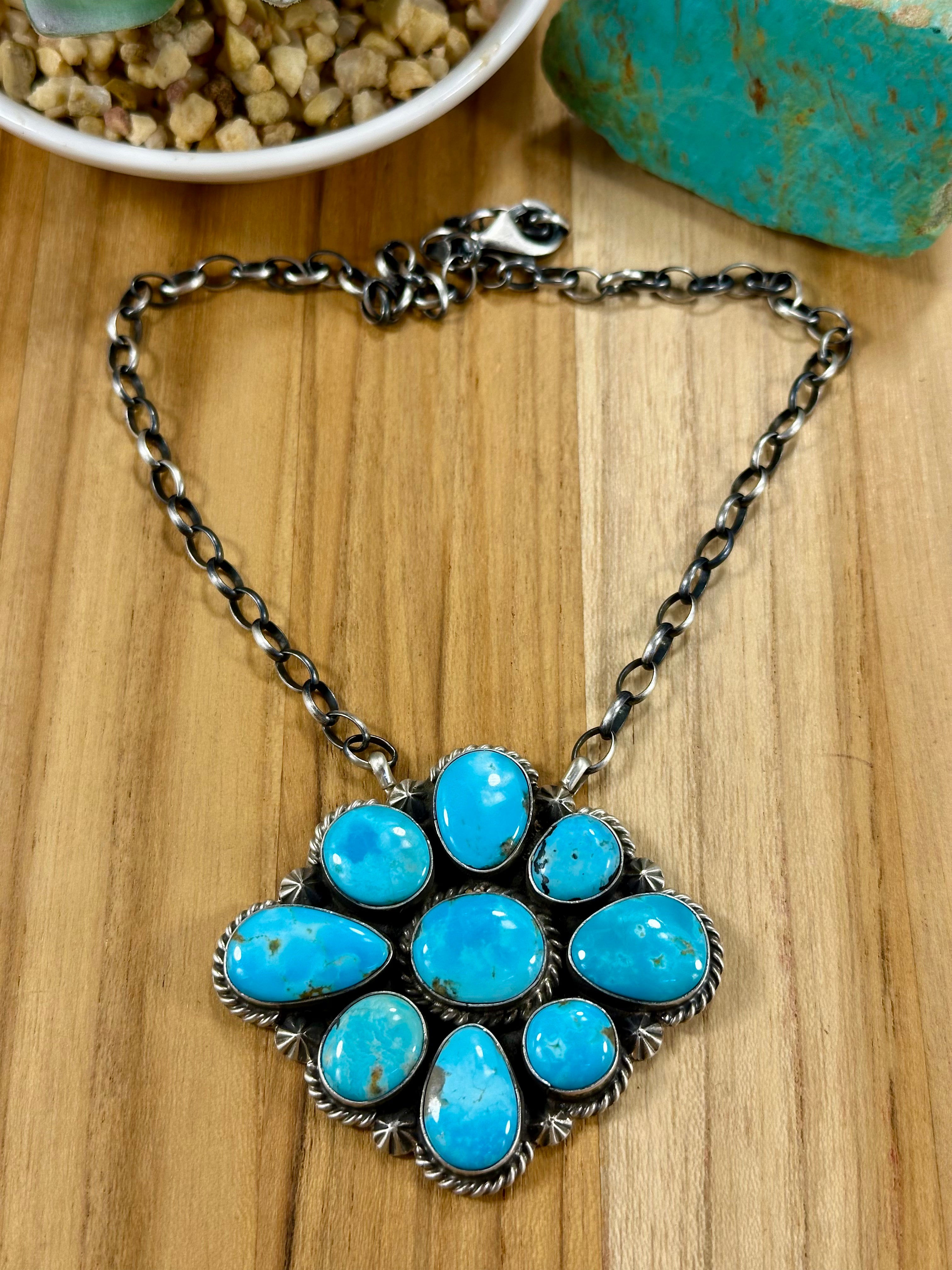 Kingman Turquoise Flower Cluster Pendant Necklace – Live Roadshow 505