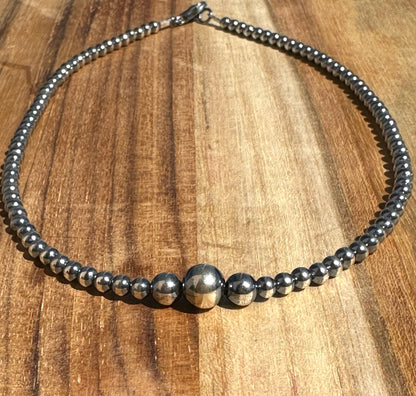 18" Graduated Pearl "Navajo Style" Pearl Necklace