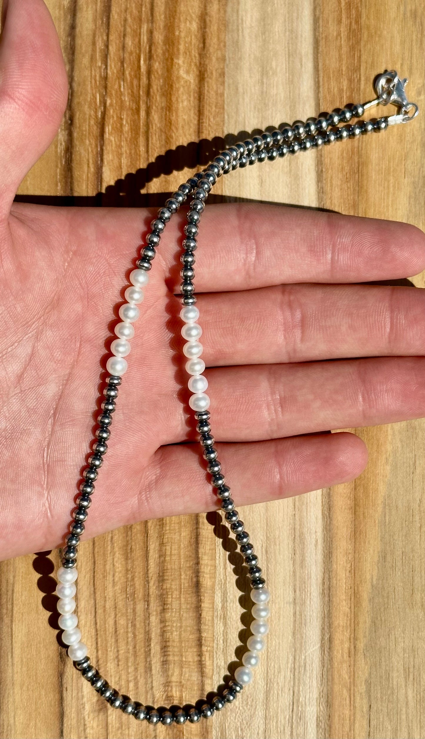 18 inch "Navajo Style" Pearls and Freshwater Pearls Necklace