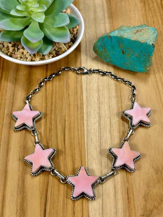 Pink Conch Star Pendant Choker Necklace