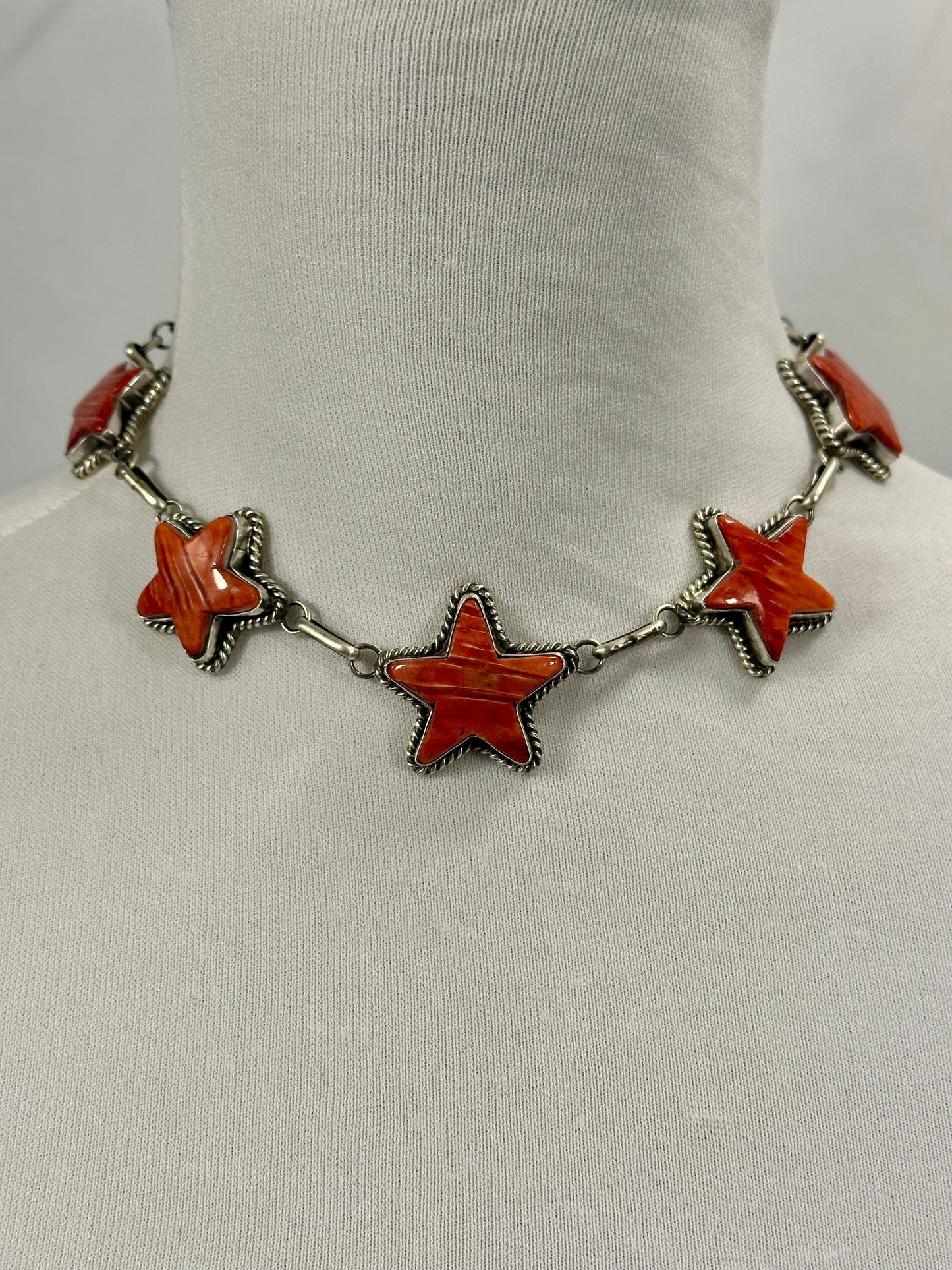 Red Spiny Star Pendant Choker Necklace