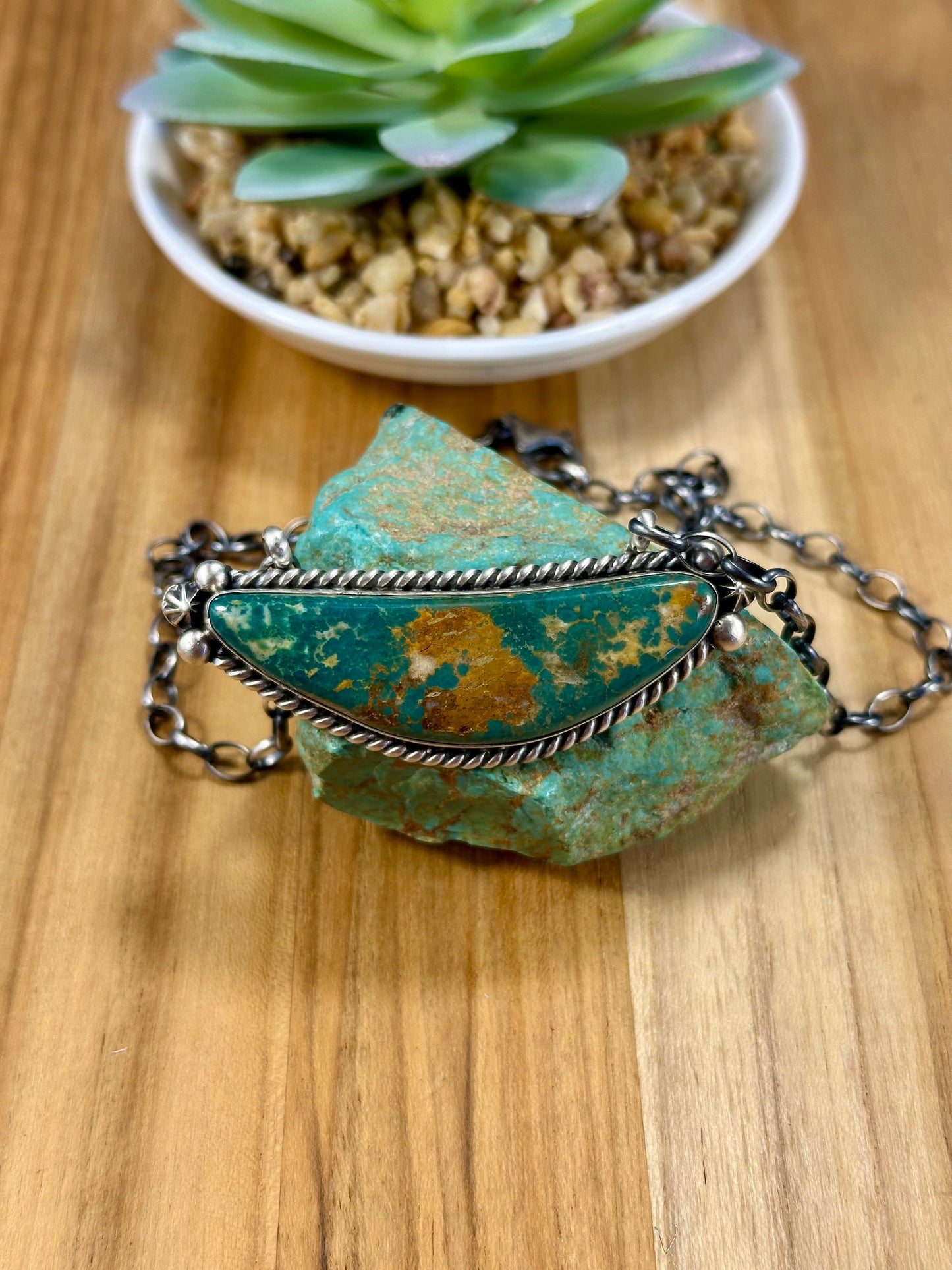 Royston Fixed Pendant Boat Necklace