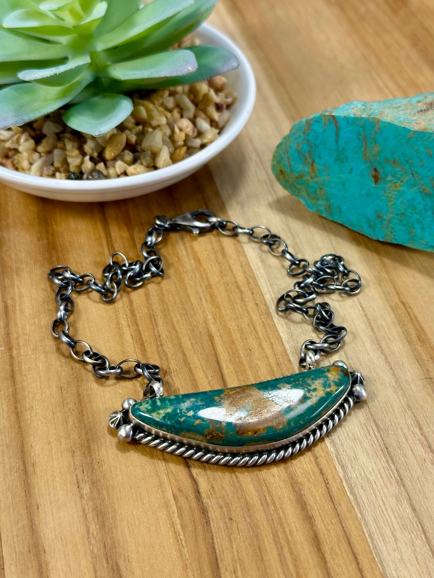 Royston Fixed Pendant Boat Necklace