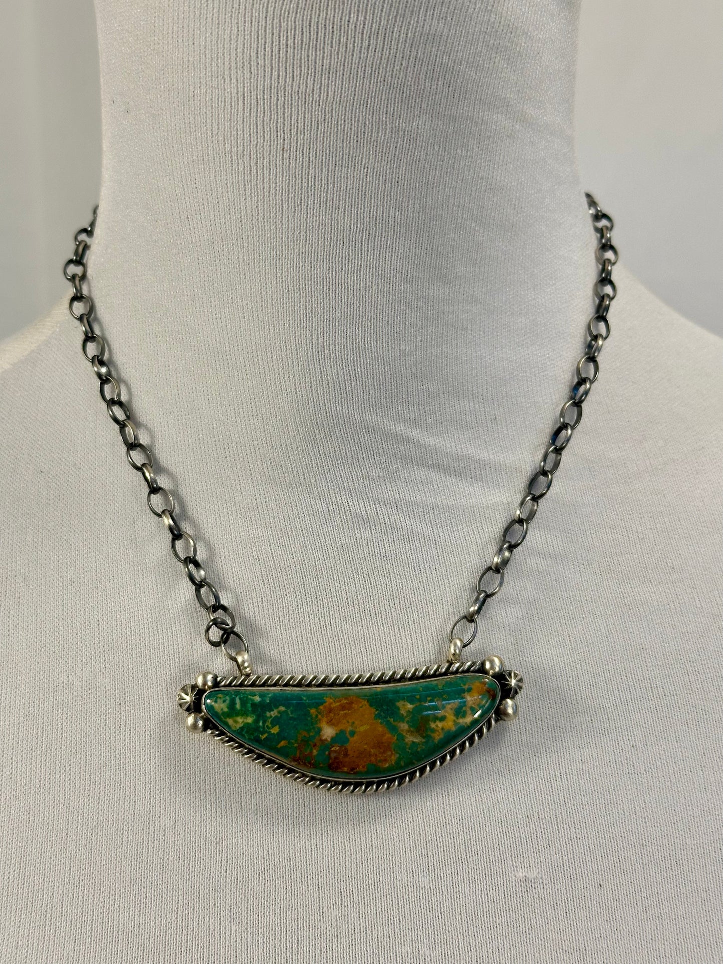 Royston Fixed Pendant Boat Necklace