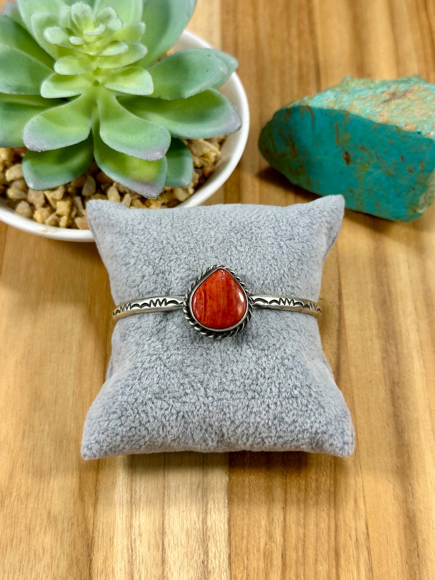 Single Stone Red Spiny Tear Drop Open Cuff
