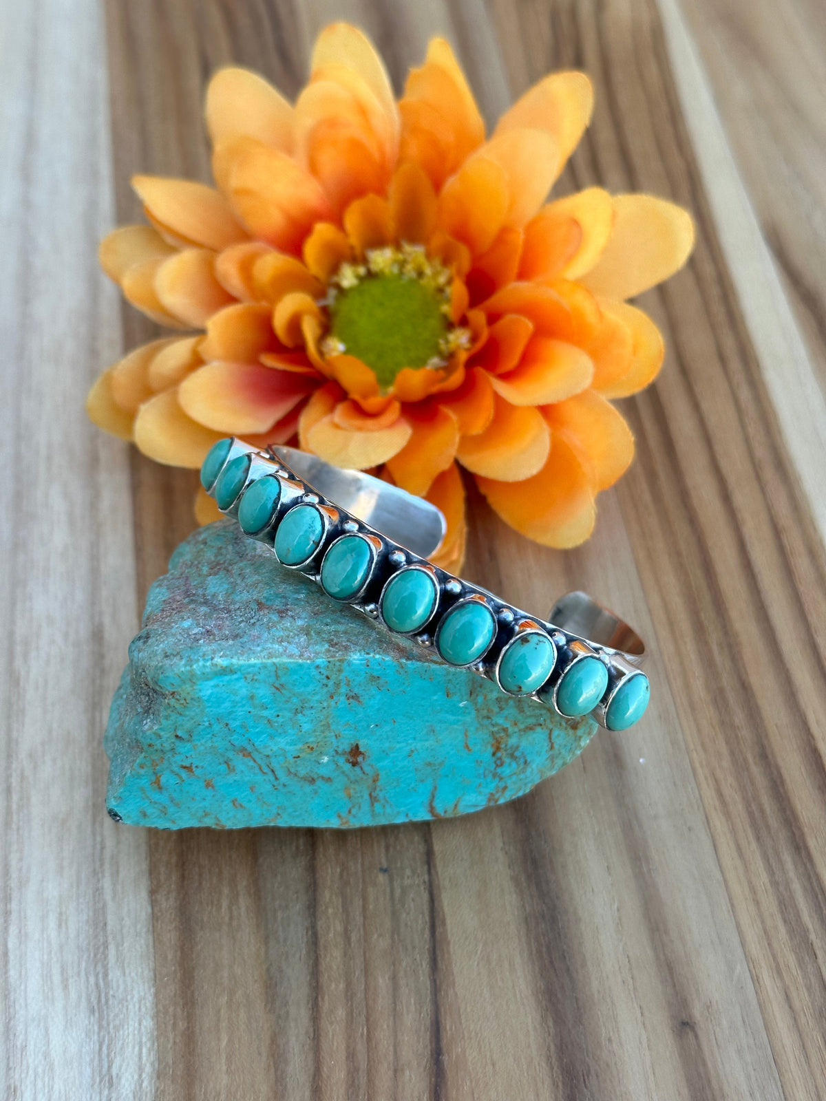 10 Stone Kingman Turquoise Cuff – Live Roadshow 505