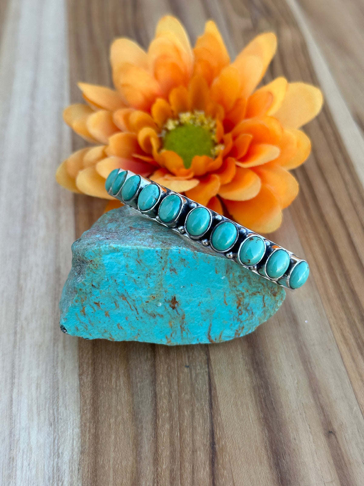10 Stone Kingman Turquoise Cuff – Live Roadshow 505