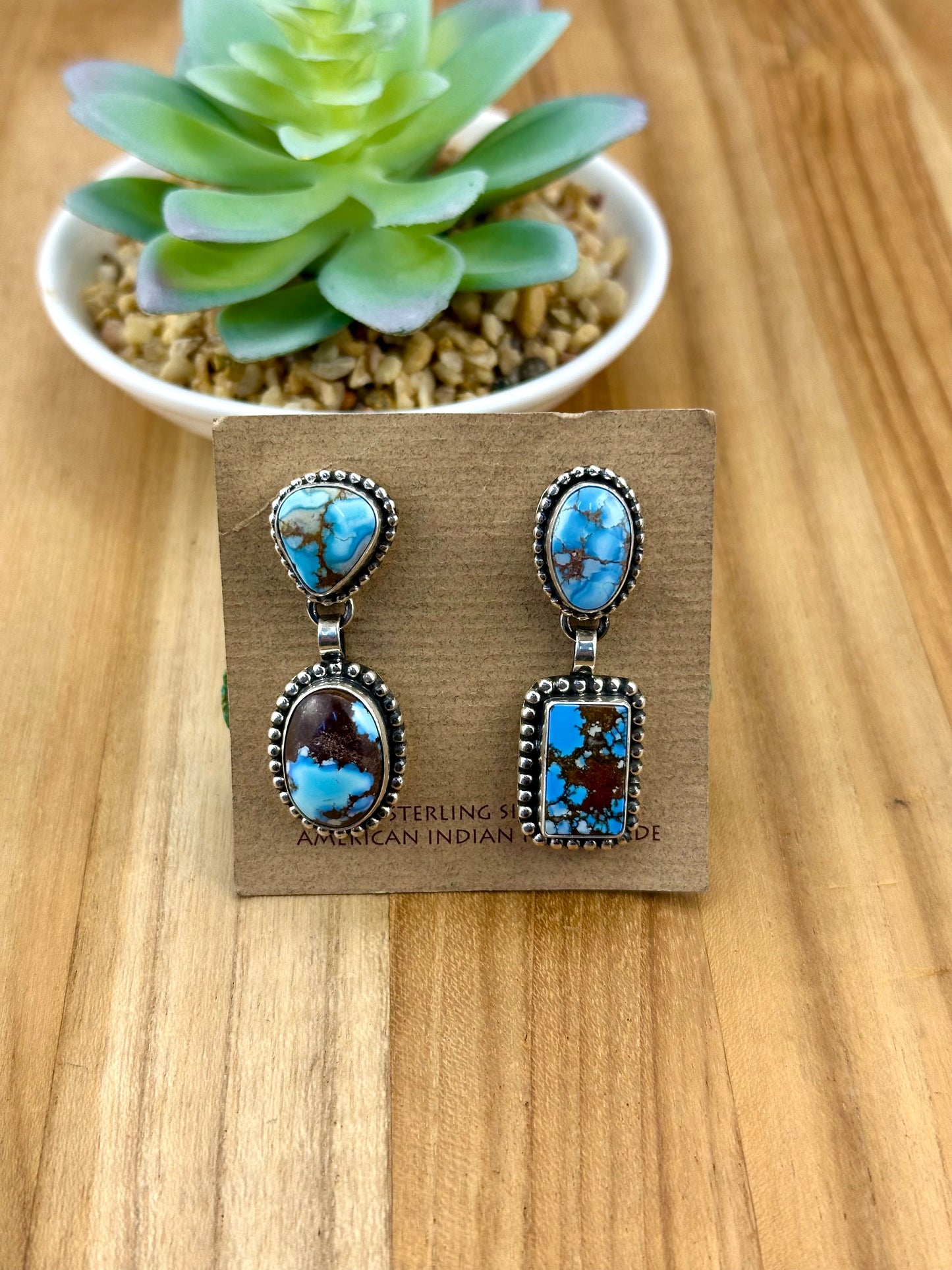 Golden Hills Pendant Sterling Necklace Set
