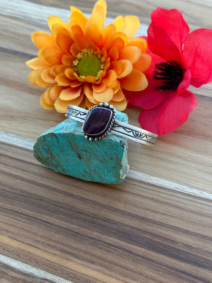 Purple Spiny Single Stone Cuff