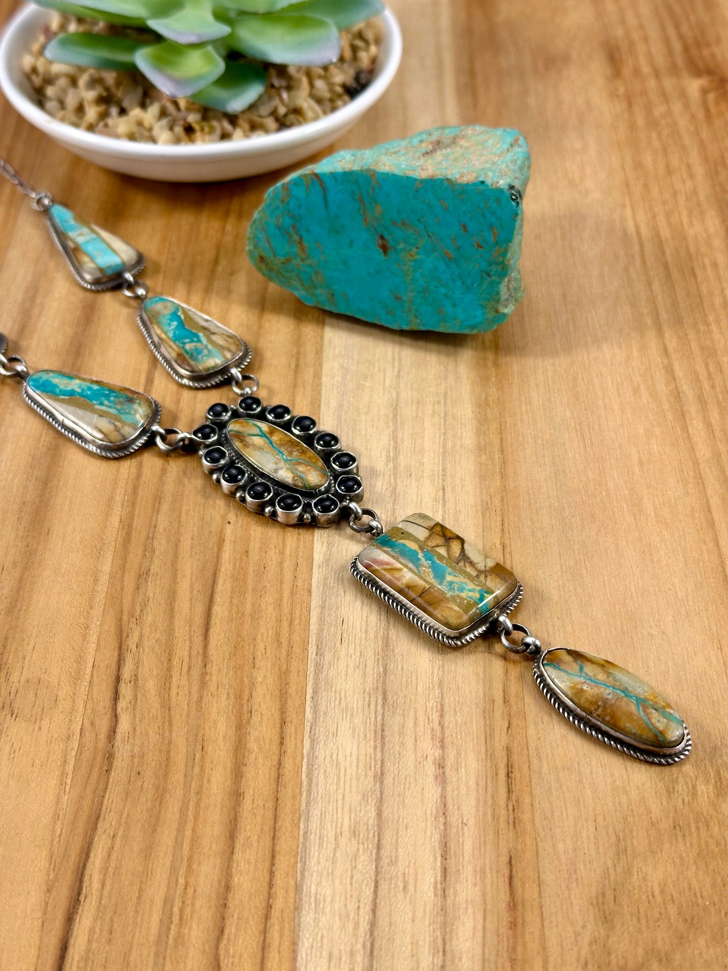 Royston Ribbon and Onyx Cluster Lariat