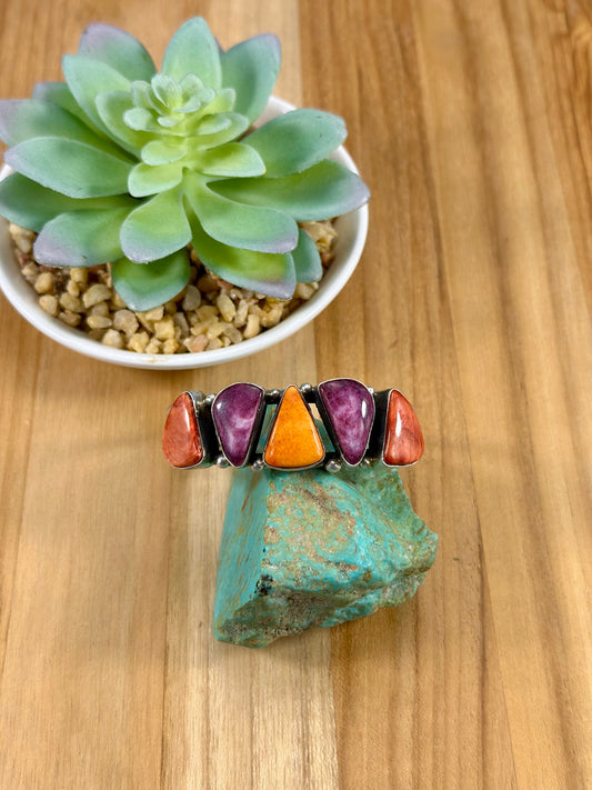 5 Stone Spiny Cuff