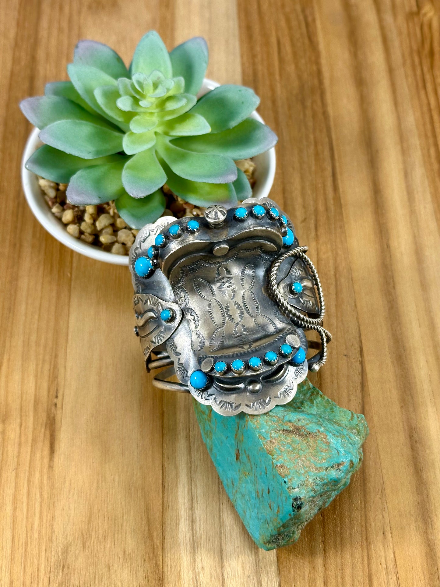 Kingman Turquoise Horse Saddle Sterling Cuff