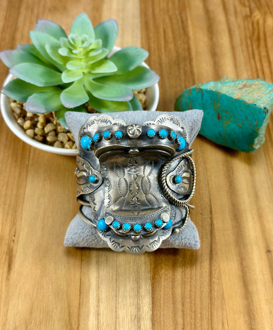 Kingman Turquoise Horse Saddle Sterling Cuff
