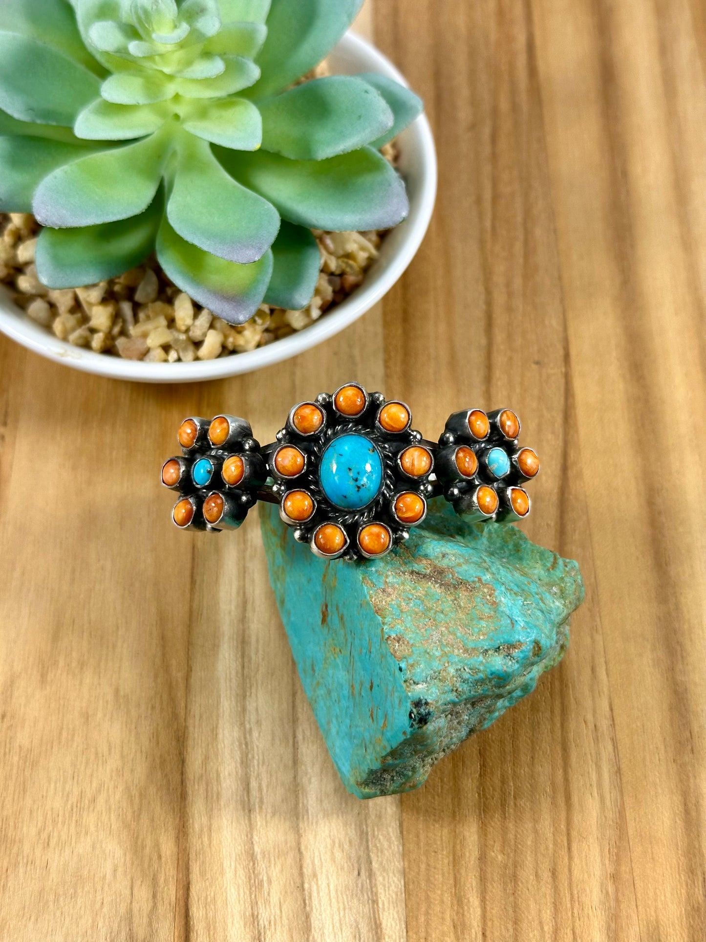 Kingman Turquoise and Spiny Cluster Sterling Cuff