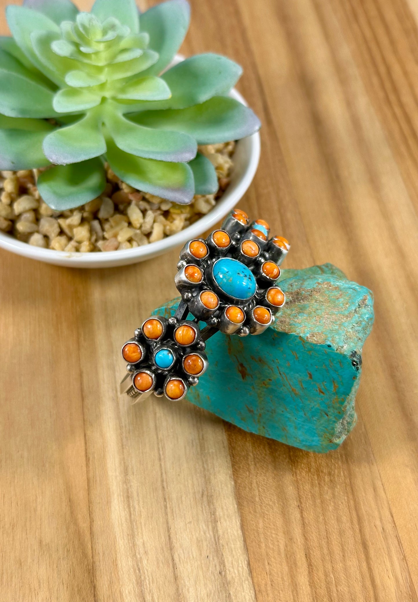 Kingman Turquoise and Spiny Cluster Sterling Cuff