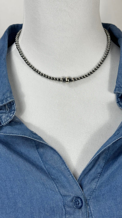 16" Graduated Pearl "Navajo Style" Pearl Necklace