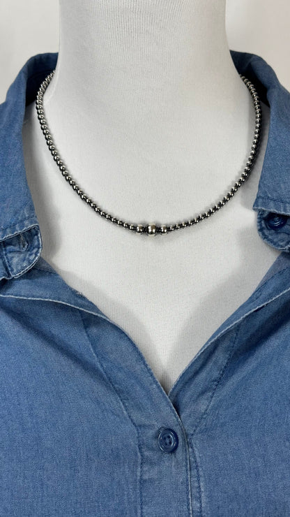18" Graduated Pearl "Navajo Style" Pearl Necklace