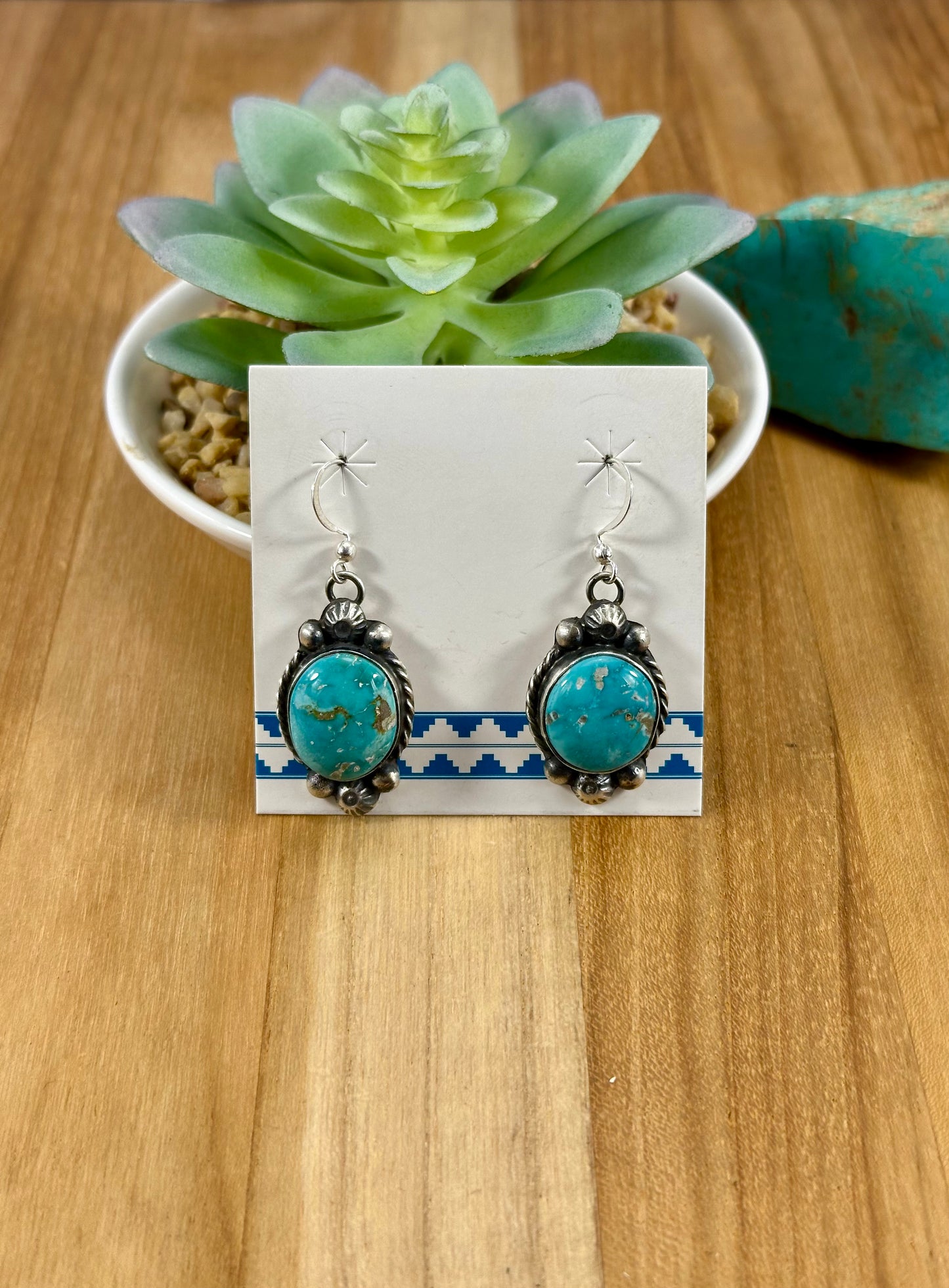 Kingman Turquoise Sterling Lariat Set