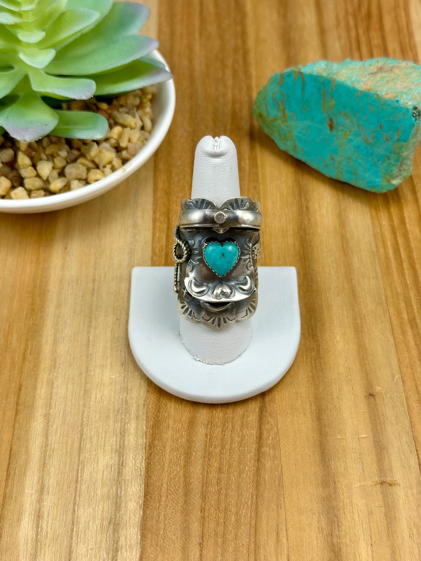 Kingman Turquoise Sterling Saddle Ring