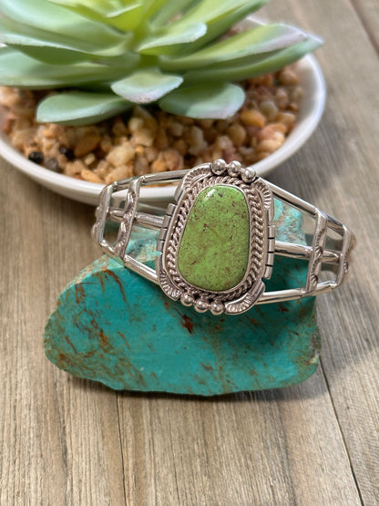 Gaspeite Single Stone Sterling Bracelet