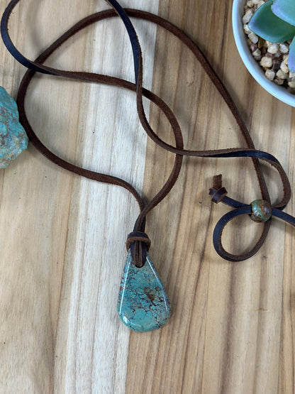 Adjustable Kingman Leather Slab Necklace