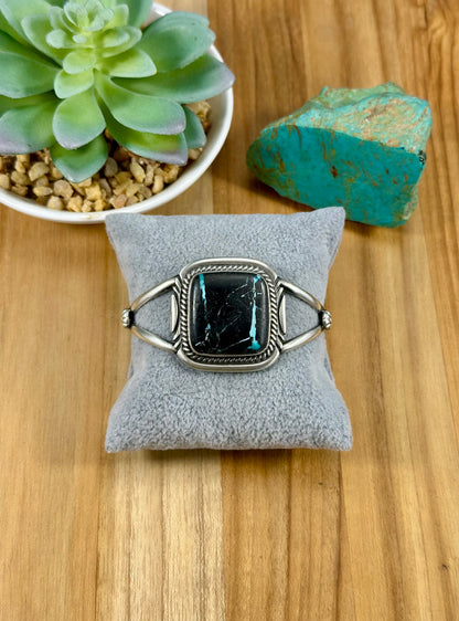 Blackjack Single Stone Single Cuff