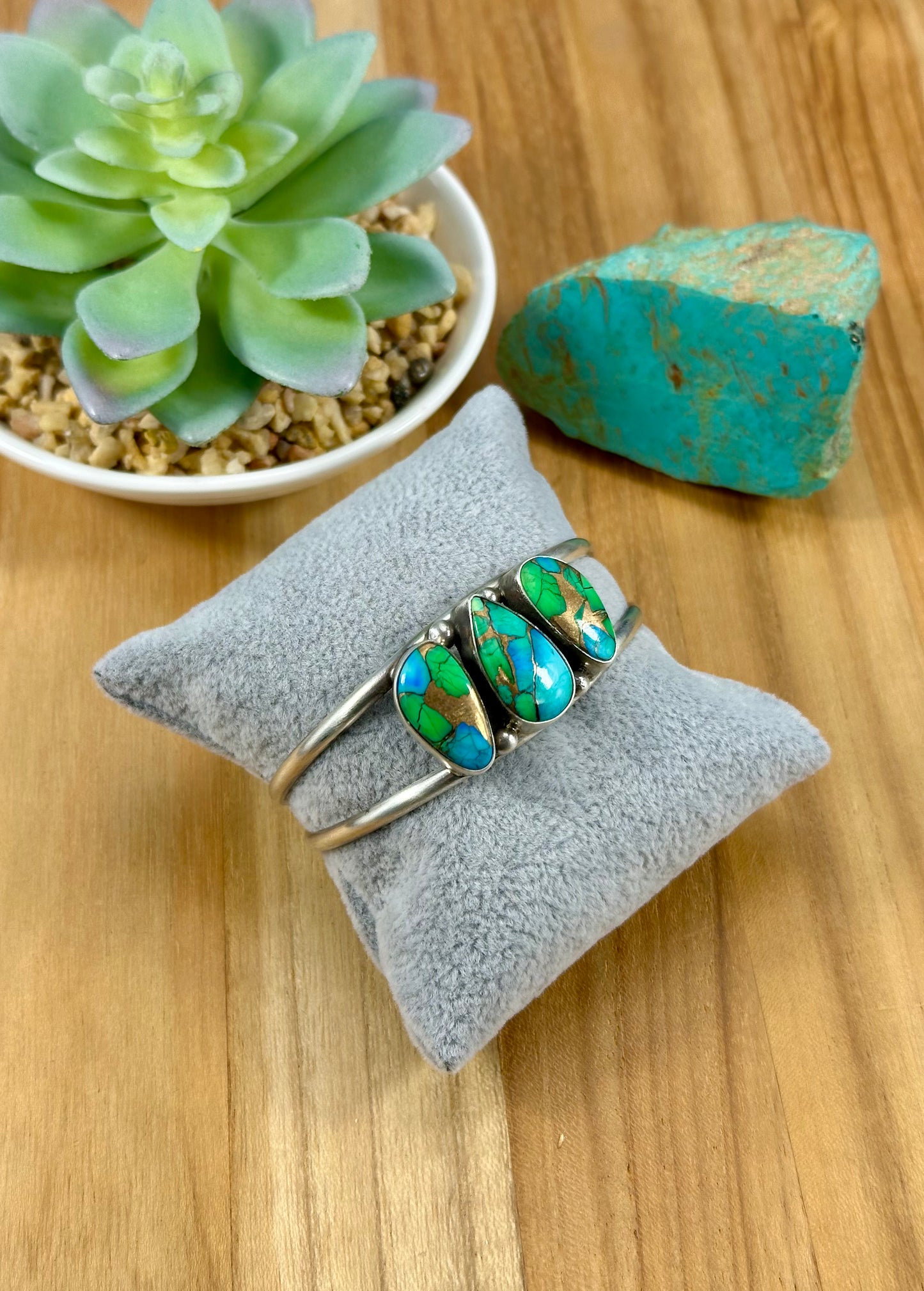 Peacock Dahlia 3 Stone Sterling Cuff