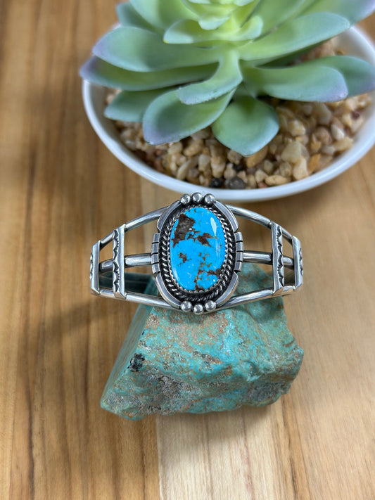 Kingman Turquoise Single Stone Cuff