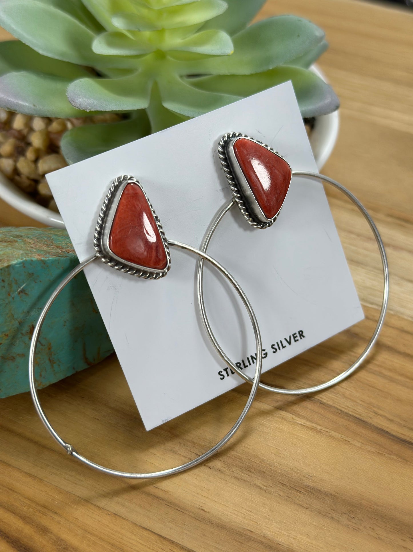 Spiny Oyster Triangle Hoop Earrings