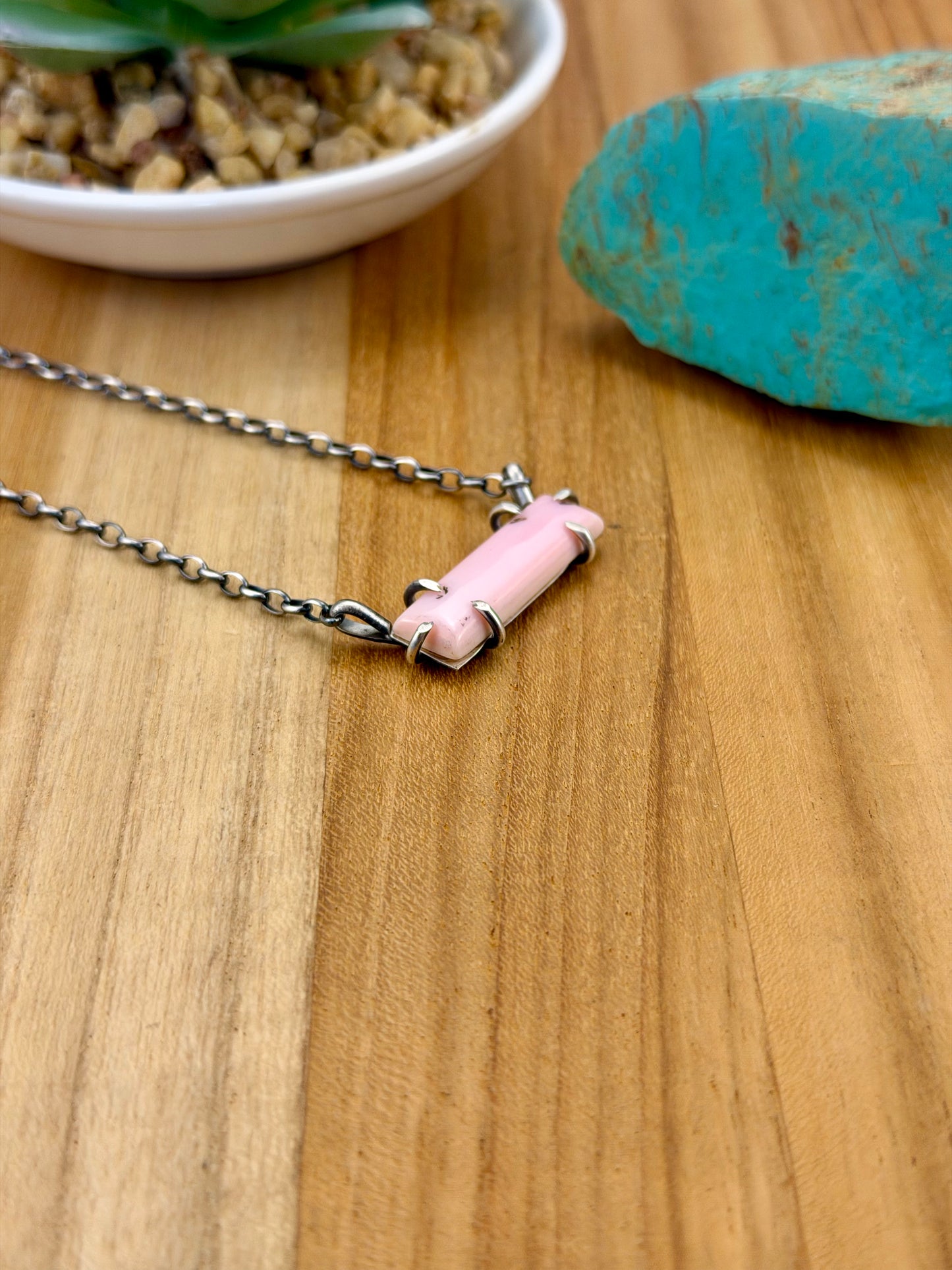 Pink Conch Waterproof Bar Necklace