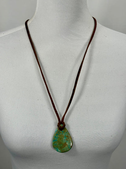 Adjustable Leather Kingman Slab Necklace
