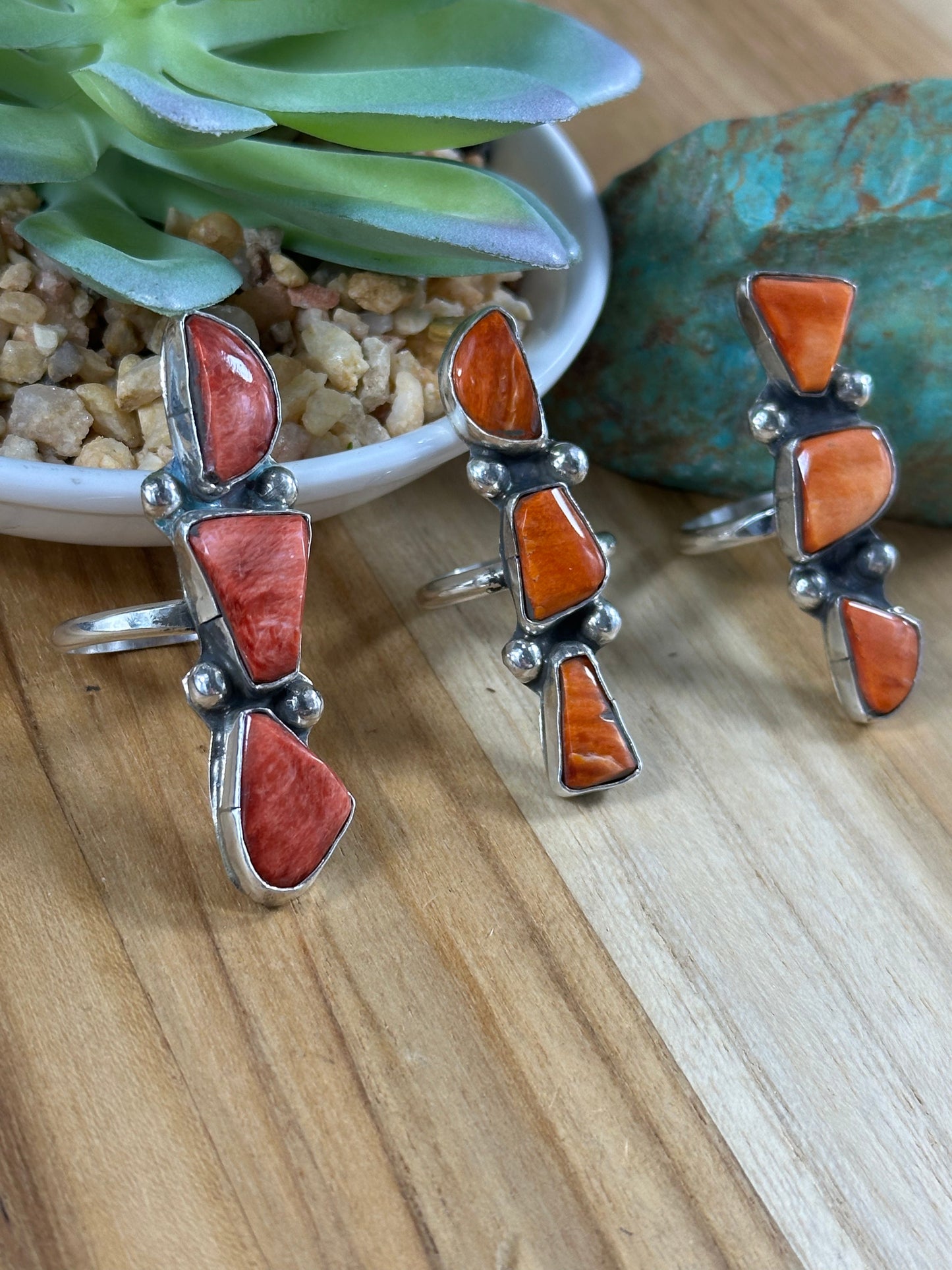 Adjustable Spiny 3-Stone Rings